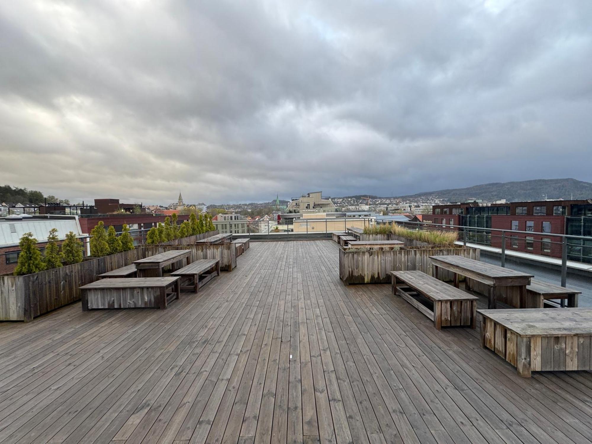 Leilighet Modern Three-room Apartment, Private Terrace And Roof Terrace *